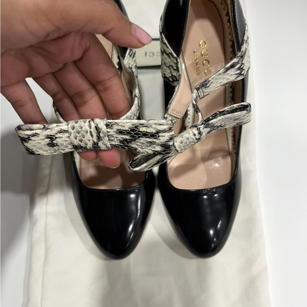 GUCCI Snake Print - Picture 2 of 3